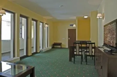 Coroana Brasovului Μπρασόβ