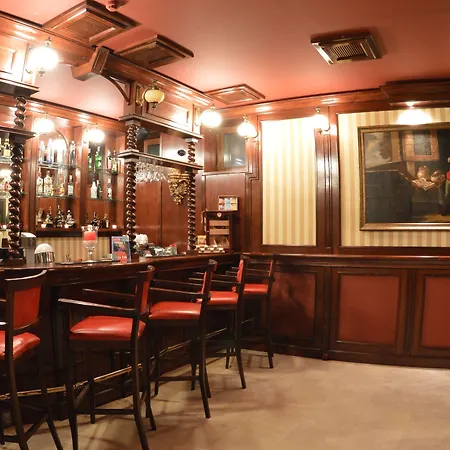 Coroana Brasovului 3* Brassó