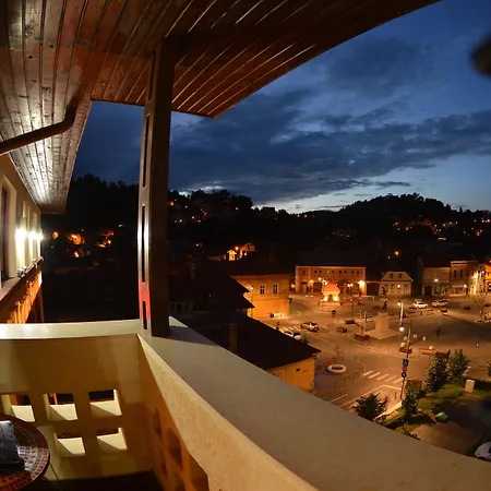 Hotel Coroana Brasovului 3*