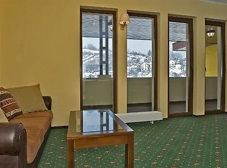 Ξενοδοχείο Coroana Brasovului Μπρασόβ