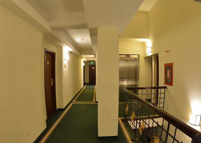 Coroana Brasovului 3*